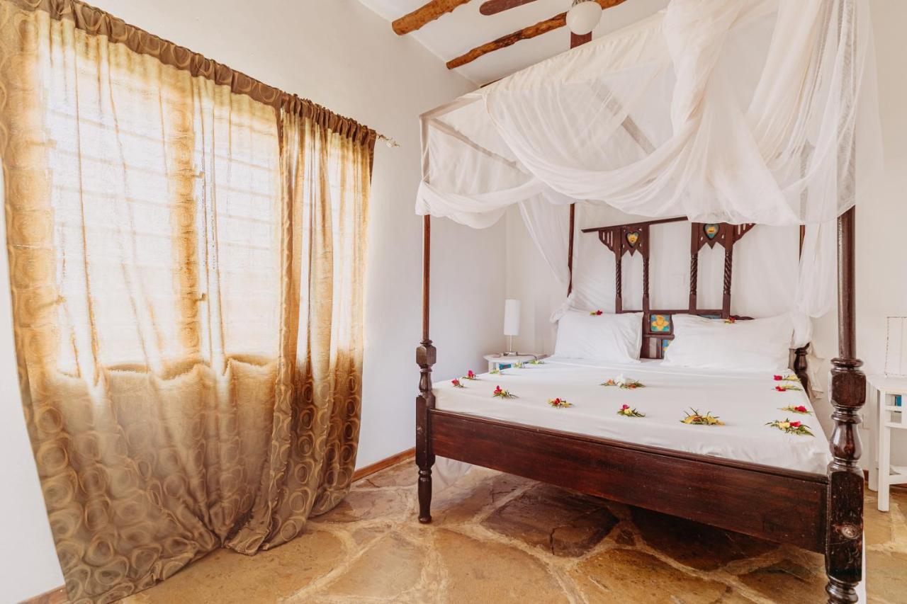 Malaika Beach Villas Malindi Exterior foto