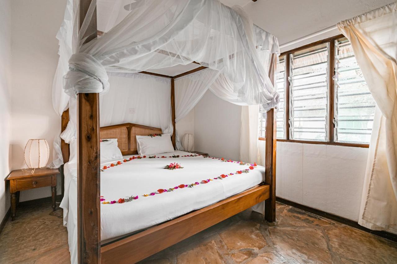 Malaika Beach Villas Malindi Exterior foto